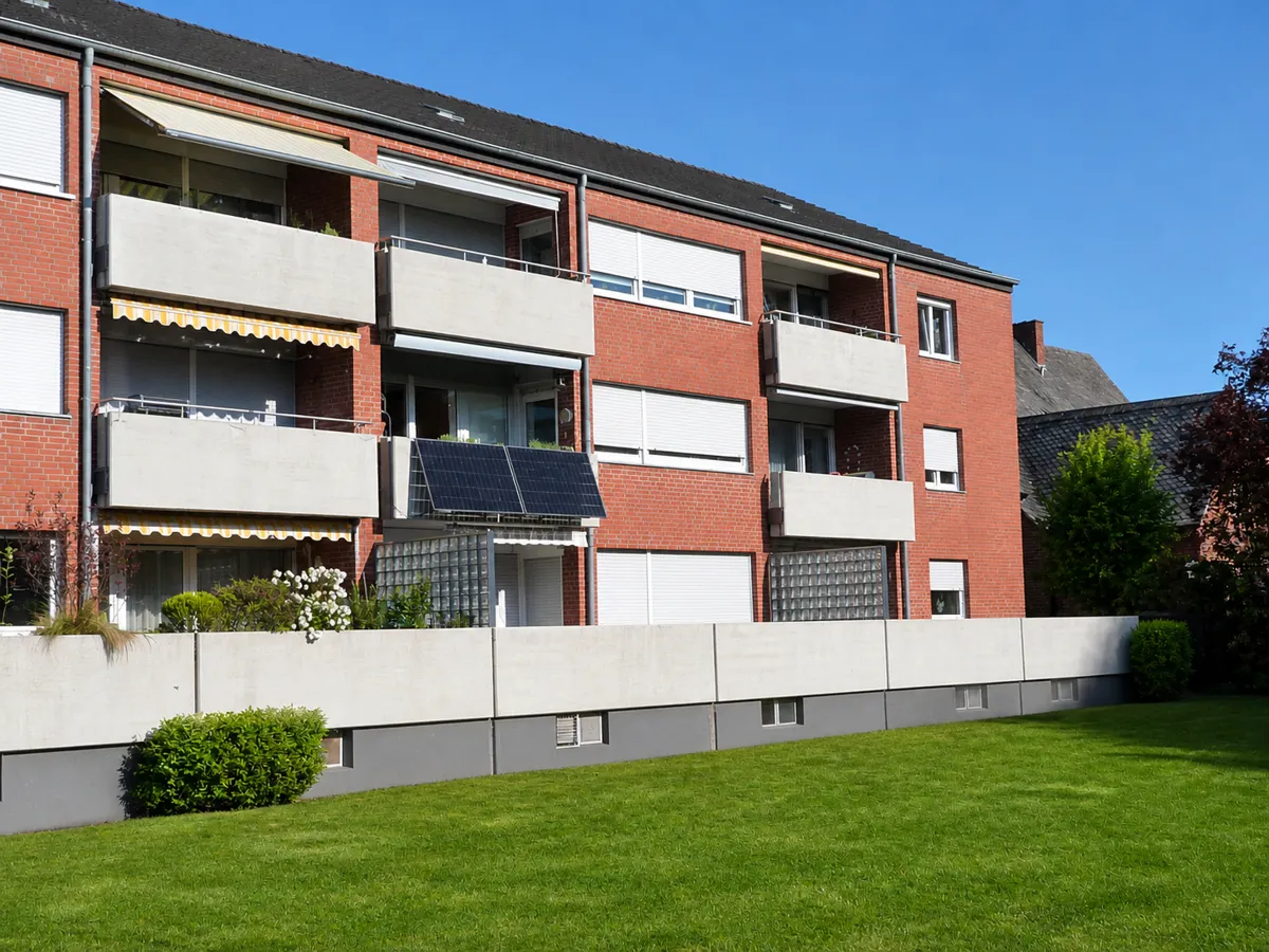 Hausrückseite