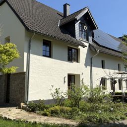 Zweifamilienhaus + Apartment – ideal auch für Tierhaltung