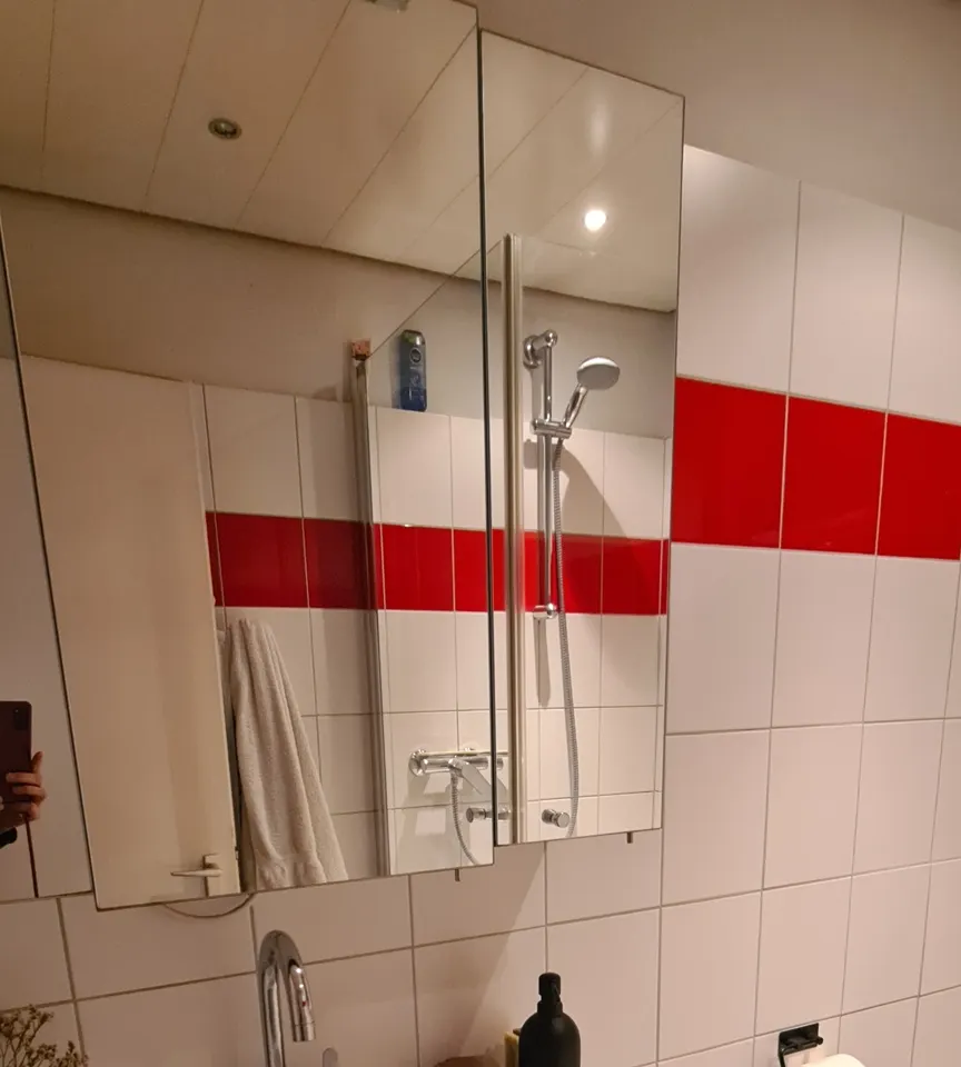 Gepflegtes Badezimmer