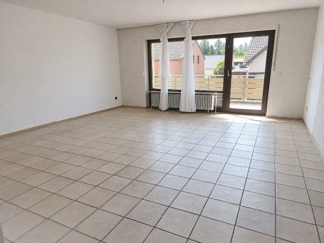 Gepflegte 3-Zimmer-Eigentumswohnung mit Balkon und Garage in Mönchengladbach-Giesenkirchen