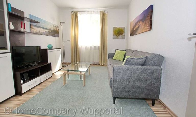 Moderne, zentral gelegene 2-Zimmerwohnung mit DSL - Photo 3