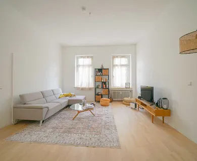 Stilvolle 3-Zimmer-Altbauwohnung in zentraler Lage von Pempelfort mit EBK - Photo 1
