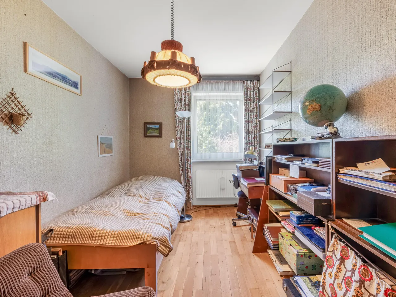 Büro-Kinderzimmer