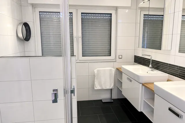 Badausschnitt OG
