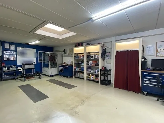 Werkstatt Garage