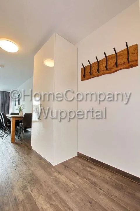 Kleiderschrank