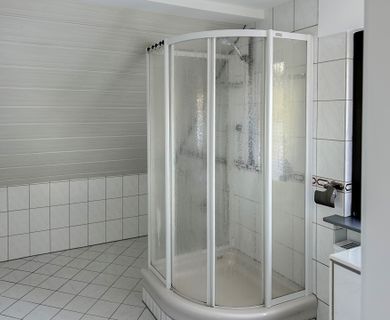 Traumhafte Wohnung in charmanten Zweifamilienhaus im Westerwald! - Photo 2