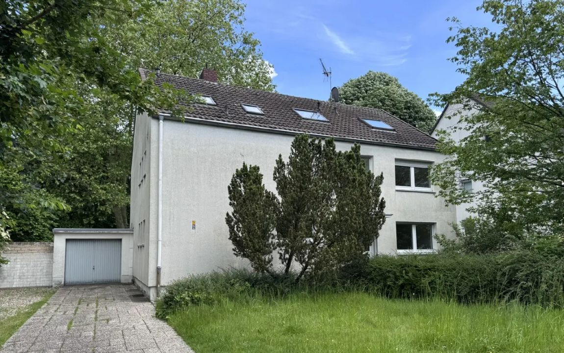 Essen-Stoppenberg – freistehendes Einfamilienhaus mit vielen Nutzungsmöglichkeiten (Gebotsverfahren)