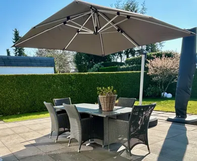 Außergewöhnliches Raumwunder in neuwertigem Zustand in Ratingen Hösel