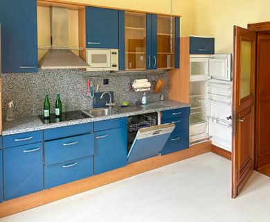 Wohnen zur Miete in einer Burg? 4-Zimmer Wohnung in der Burg Volperhausen! - Photo 1