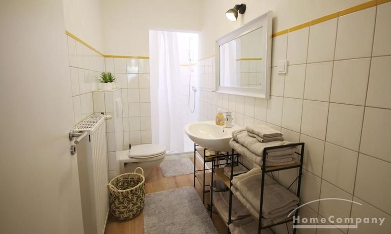 Tageslichtbad mit Dusche