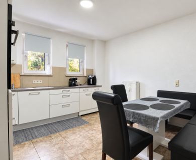 Rund 45 m² große 2-Zimmer-Erdgeschosswohnung mit Tageslichtbad und Gartennutzung in Berchum - Foto 4