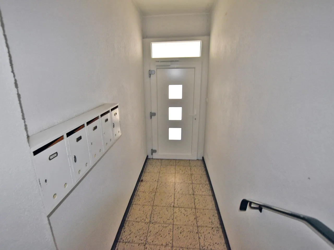 gepflegter Hauseingang