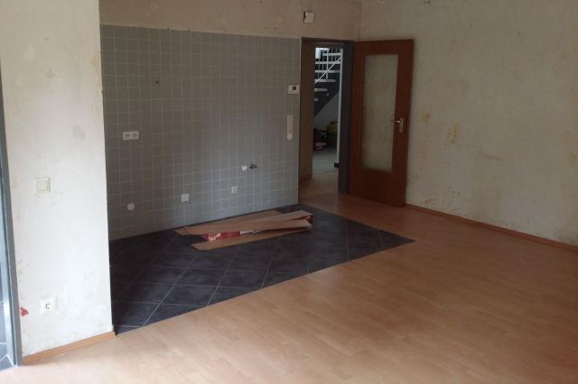 Wohnung KG