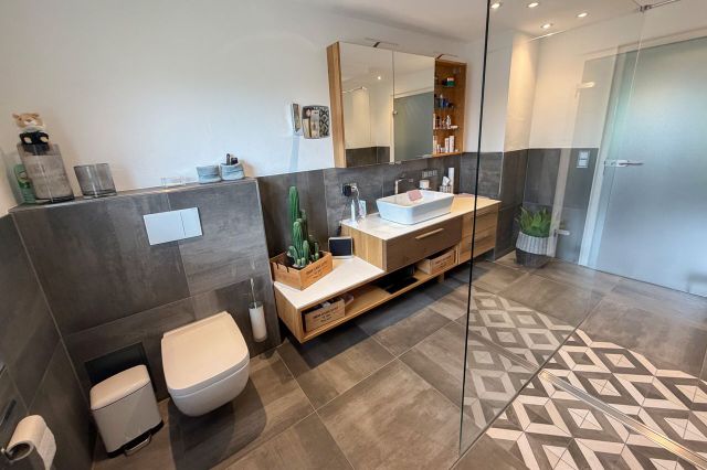 Badezimmer EG