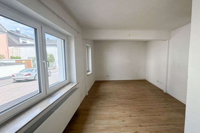 Zimmer EG Wohnhaus Nr.11