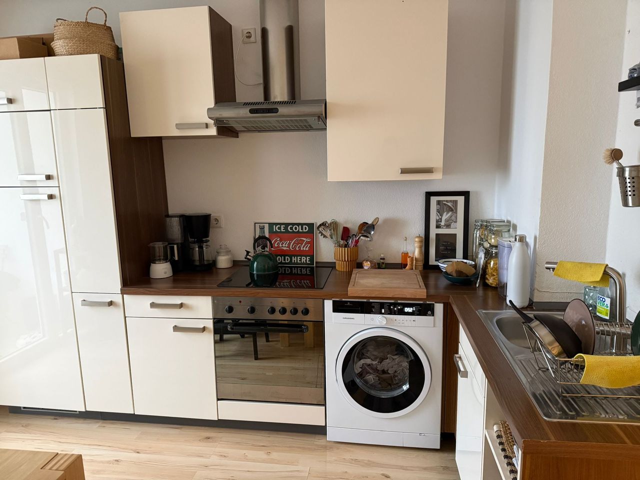 gepflegte 1 ZKB/Balkon-Wohnung mit Einbauküche - Foto 5