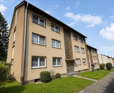 Stadtnahe, renovierte Etagenwohnung mit Balkon