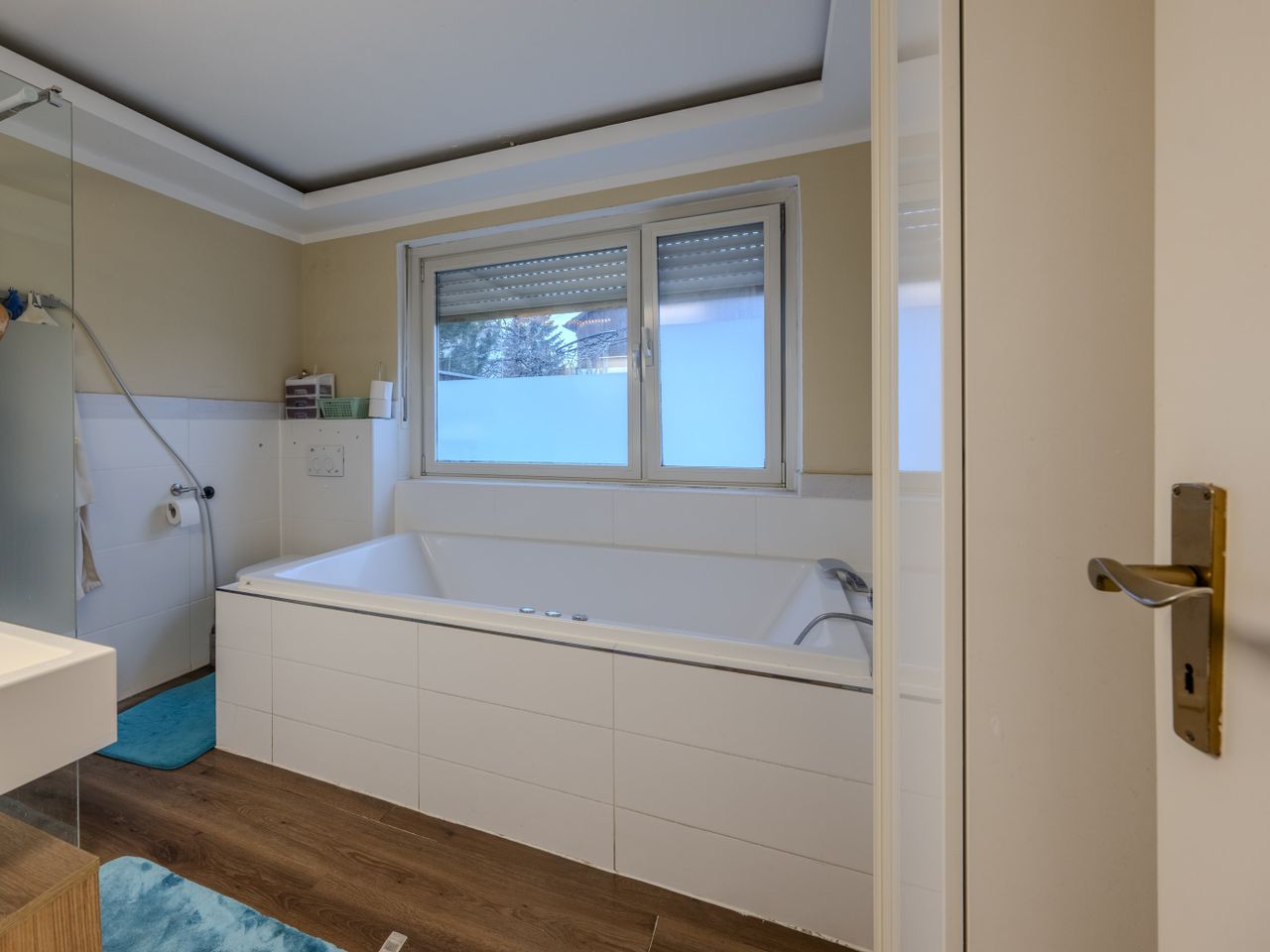 Badezimmer EG