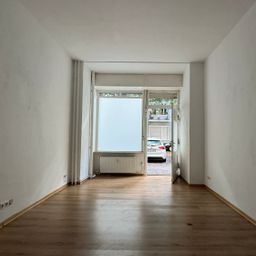 Kompaktes Gewerbe mit Schaufenster !