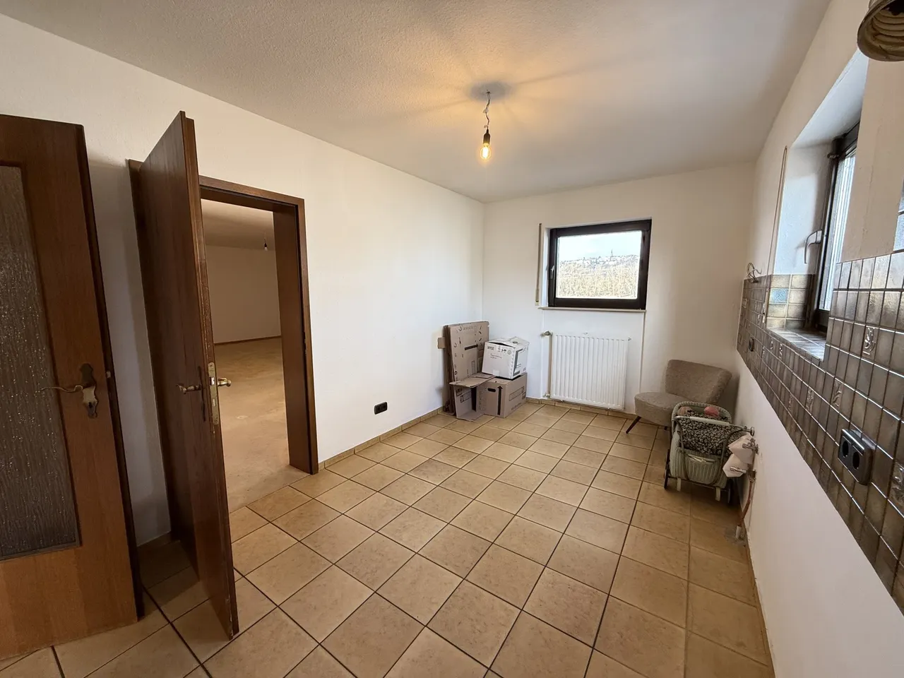 Wohnzimmer mit Rheinblick Erdgeschoss