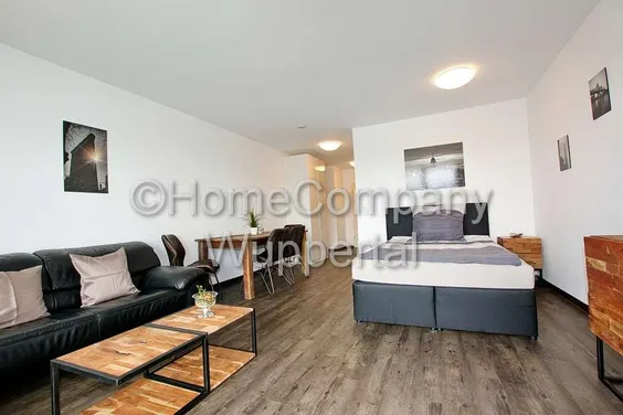 Business- Apartment im Industrial-Style mit Süd-Balkon, DSL-Wifi und Reinigungsservice