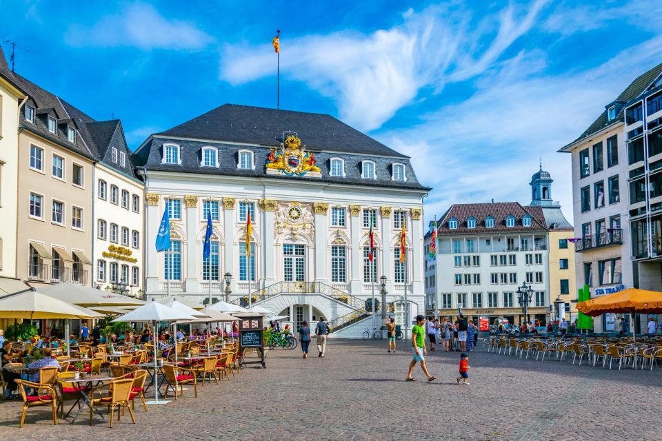 Altes Rathaus am Marktplatz in Bonn