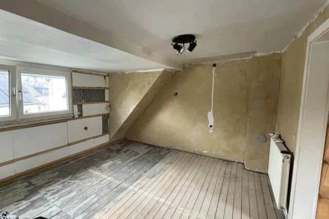 Büro/Ankleide DG