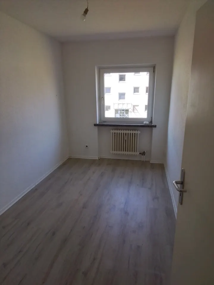 Ihr neues Zuhause: Stilvolle 4-Zimmer-Wohnung zum Wohlfühlen - Foto 2