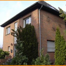 “ SIE haben die Möbel – WIR haben den Platz dafür !“