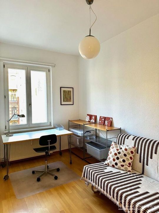 Schlafen 2, Arbeiten