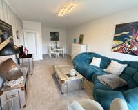 Geräumiges Wohnzimmer