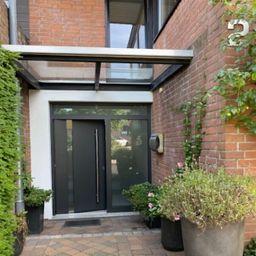 Interessantes Split- Level- Haus mit Carport in Hamminkeln