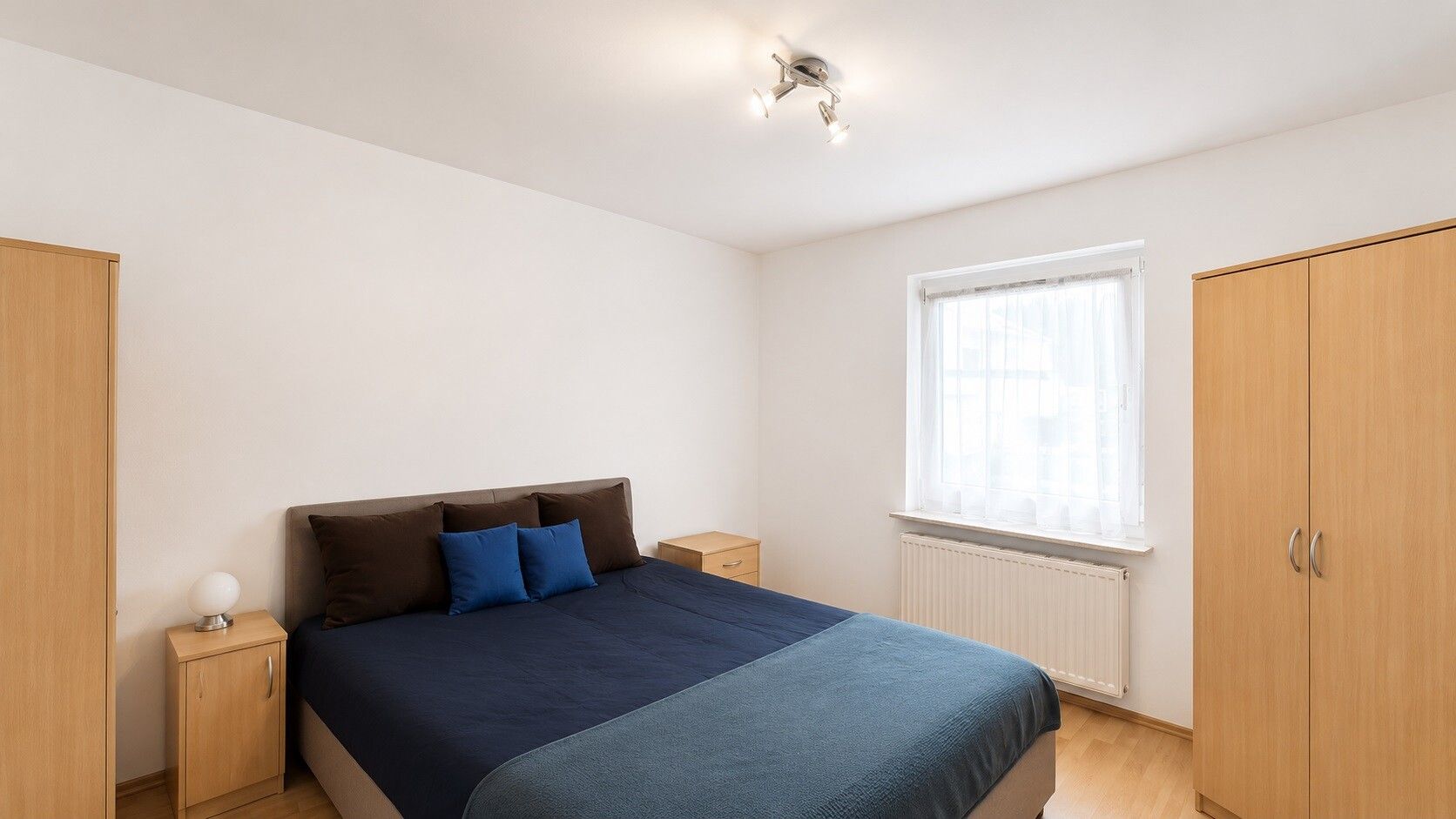 GEPFLEGTE 2- ZIMMER WOHNUNG IN GEFRAGTER KREFELDER LAGE ZU MIETEN!! - Photo 3