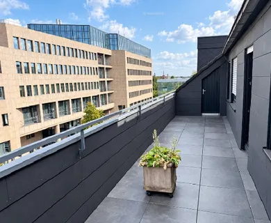 Großzügige 4-Zimmer-Wohnung mit zwei Terrassen und viel Tageslicht Mönchengladbach-Zentrum