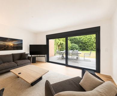 STILVOLLES EINFAMILIENHAUS AUF GROßZÜGIGEM GRUNDSTÜCK IN MEERBUSCH BÖSINGHOVEN ZU MIETEN! - Foto 1
