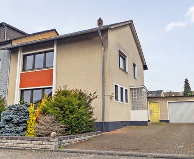 NEU: Gepflegte Doppelhaushälfte mit Garage in beliebter Sackgassenlage