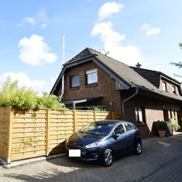 Einziehen und Wohlfühlen! Junge Walmdach-DHH mit Garage in Duisburg Rumeln-Kaldenhausen