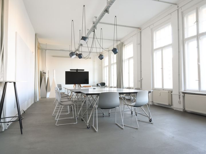 Ihr neuer Standort in Kreuzberg – Stilvolle Gewerbeeinheit im Fabrikhaus !