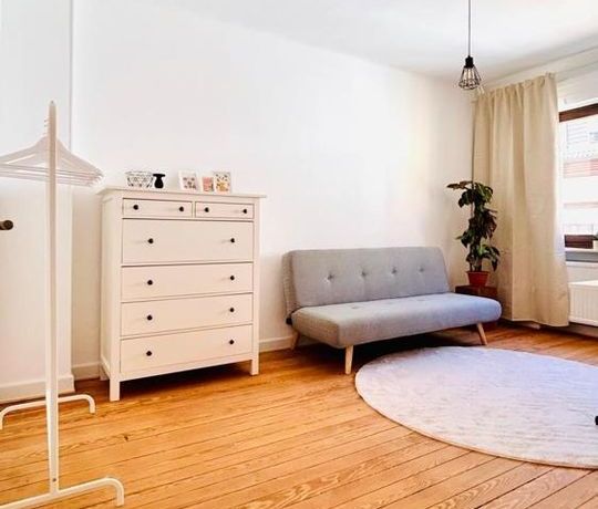 G&auml;stezimmer/ B&uuml;ro