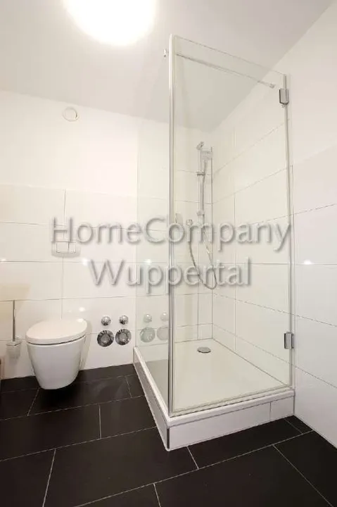 Duschkabine aus Glas