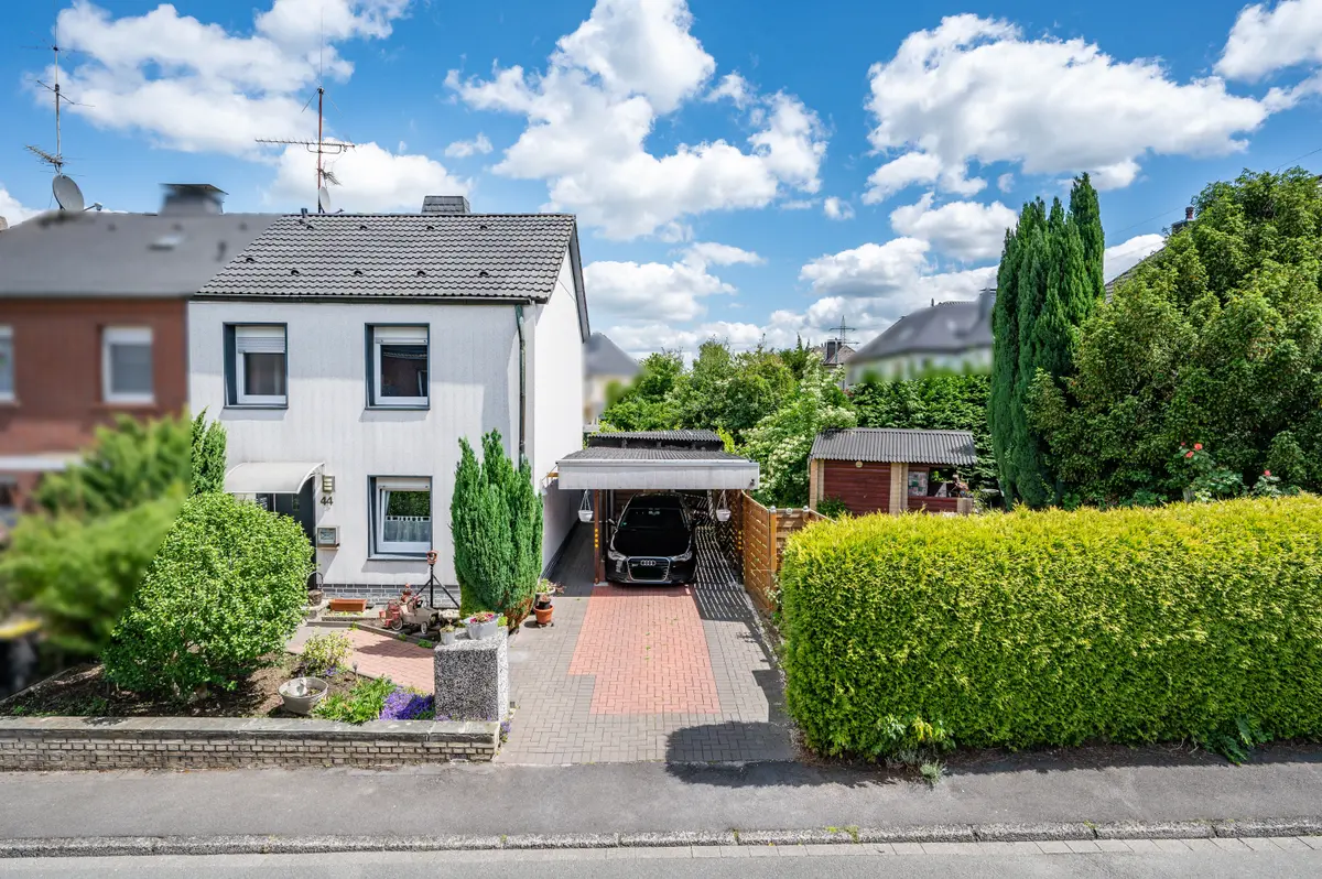 Haus Vorderansicht
