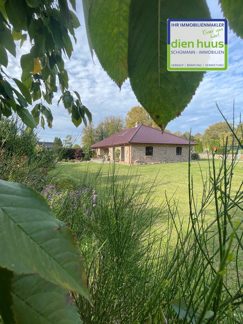 Wunderschönes energieeffizientes (A+) und modernes Einfamilienhaus mit sehr großem Grundstück