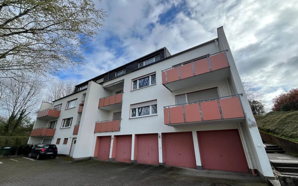 Moderne Dachgeschosswohnung in Unna-Massen