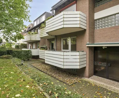 Beste Lage und hoher Wohnkomfort: 2-Zimmer-Wohnung mit Garage in Ratingen-Mitte