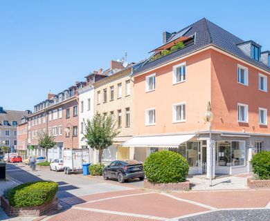 Top-Investment in Jülichs Bestlage: Renditestarkes Wohn-/Gewerbehaus – 708 m² Fläche – 7 Einheiten