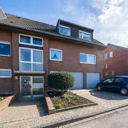 Ruhiges Rendite-Juwel mit Weitblick: Gepflegte 3-Zimmer-DG-Wohnung in charmanter 4-Parteien-Einheit