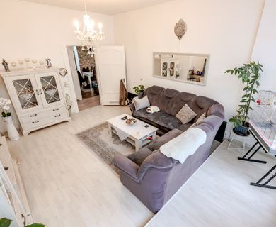 Großzügig geschnittene Eigentumswohnung in Köln-Mülheim