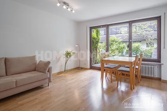 Schöne, teilweise neu möblierte 2-Zimmer-Wohnung mit schöner Terrasse im Stadtteil Obermenzing