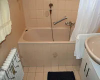 Bad DG-Wohnung rechts